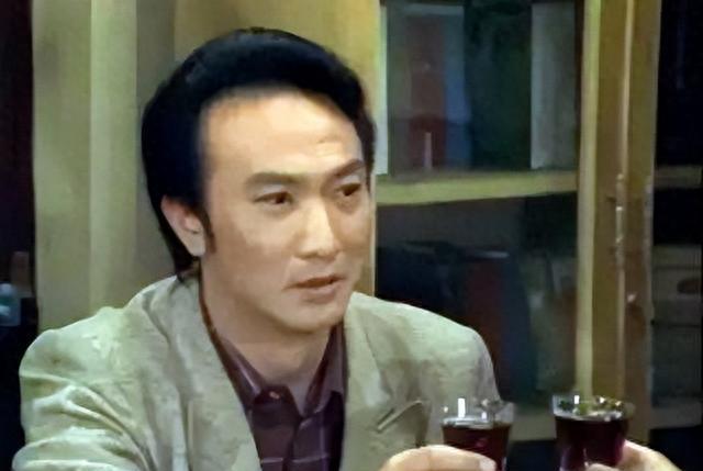 鄭乾龍，演技、影響力與公眾形象的探究